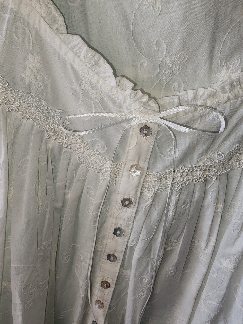 Eileen West White Long-Sleeve Button-Front Nightgown with Lace Trim - Picture 3 of 4